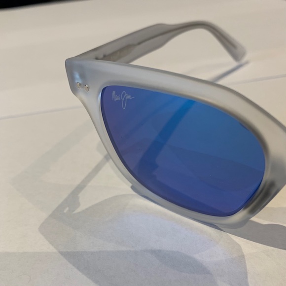 NEW Maui Jim Shore Break Blue Hawaii Sunglasses main image 10